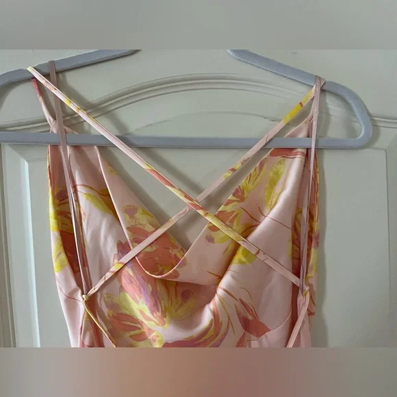 New! WAYF Nordstrom Lolita Cowl Neck Satin Gown Size Women’s medium - Picture 9 of 13